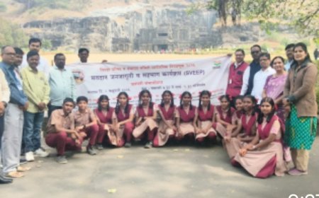 वेरूळ लेणी येथे जिल्हा व खुलताबाद जनजागृती  कक्षामार्फत मतदान जनजागृती.