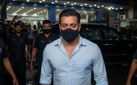 Salim Khan Hospitalized: Salman Rushes to See Veteran Writer