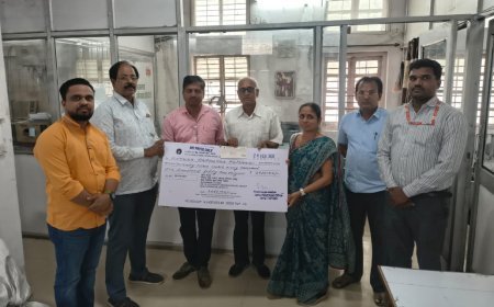 Insurance cheque worth ₹29.60 lakhs handed over by India Post