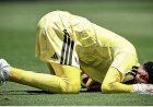 Qatar Keeper Mahmud Abunada Performs Sujood After Late Equaliser Earns Historic First World Cup Point.