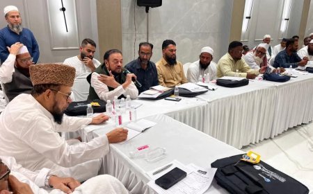 मुंबई: जम्हूरी मूल्यों और कौमी एकता पर मशाविरती इजलास, सियासी-समाजी रहनुमाओं ने की शिरकत.