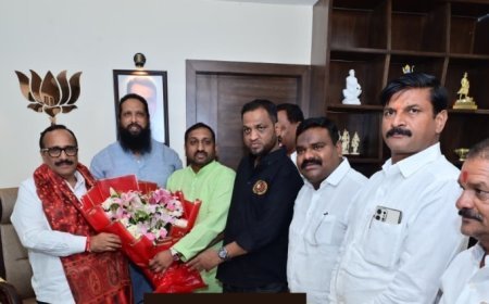 Cabinet Minister Atul Save Elected Aurangabad District Cricket Association President; Dignitaries Extend Congratulations.
