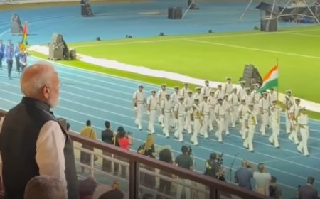 Patriotic Moment 'A Moment of Pride': PM Modi Stands to Honour Indian Armed Forces Contingent at Seychelles National Day.