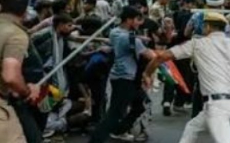 "आंदोलन म्हणजे लाठीमार नव्हे": CJP आंदोलनातील पोलीस कारवाईवर सुप्रीम कोर्टाचा ताशेरा.