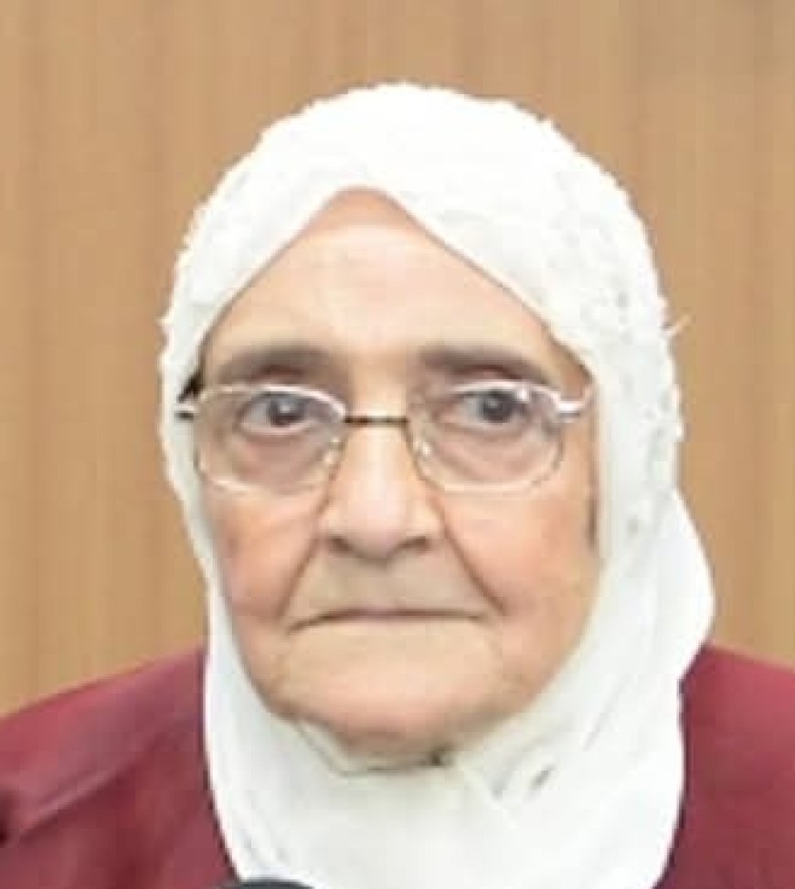 "Never Too Late": 83-Year-Old Egyptian Woman Earns PhD With First-Class Honors.