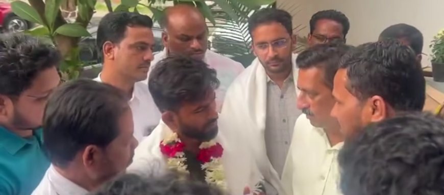 "Maharashtra Minority Council Delegation Meets Abhijit Deepak, Warns Of Agitation For Muslim Reservation"
