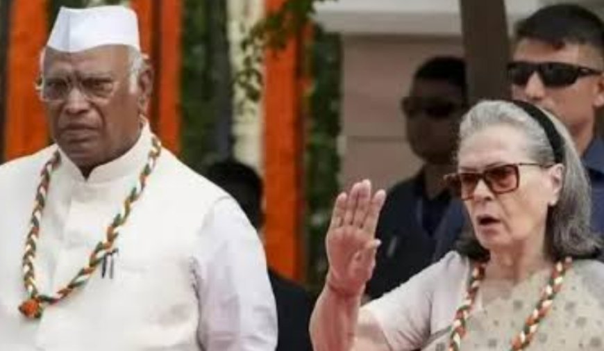 'Vande Mataram’ Sparks Fresh BJP-Congress Clash; Complaint Filed Against Gandhis