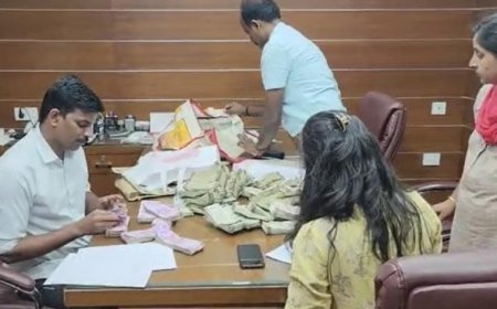 ₹50 Lakh Bribe, One Acre Land Allegedly Demanded; Dharwad Tehsildar Trapped by Lokayukta