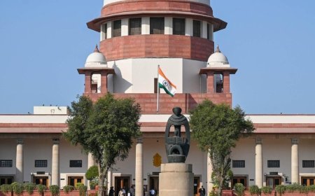 SC Says No Criminal Action Should Follow Refusal to Sing ‘Vande Mataram’ for Religious Reasons