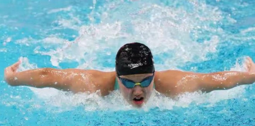Yu Zidi, 13, Breaks Asian Games Record to Win Swimming Gold