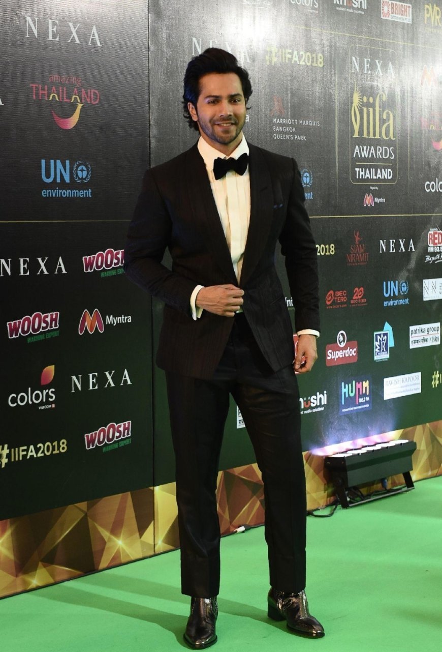 Pankaj Tripathi and Ali Fazal to Host IIFA Digital Awards; Varun, Karan and Maniesh to Host Main Show