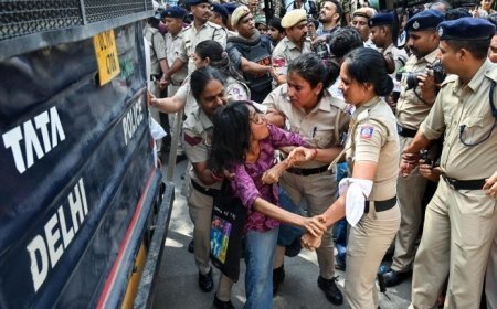 Delhi Police ACP Accused by Woman Journalist Promoted to Additional DCP Charge