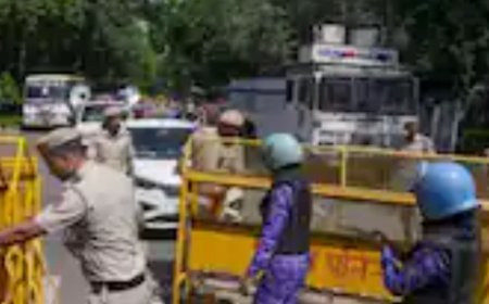 Delhi Police Revises Protest Rules, Removes Jantar Mantar From Official Protest Venues
