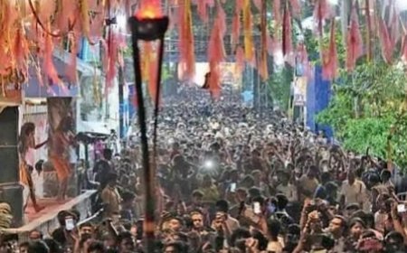 Tragedy During Durga Puja Celebrations in Kolkata as Stampede Claims 17 Lives